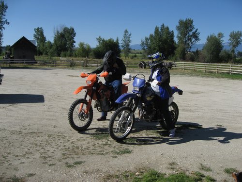 2008 Aug Greg on GasGas and KTM and Sue on GasGas and Yamaha 013.jpg