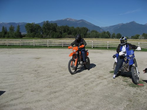 2008 Aug Greg on GasGas and KTM and Sue on GasGas and Yamaha 014.jpg